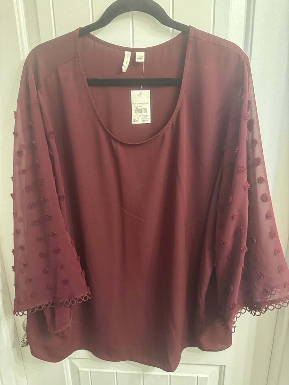 Cato NWT Plus Size 22/24 Burgundy Swiss Dot Top